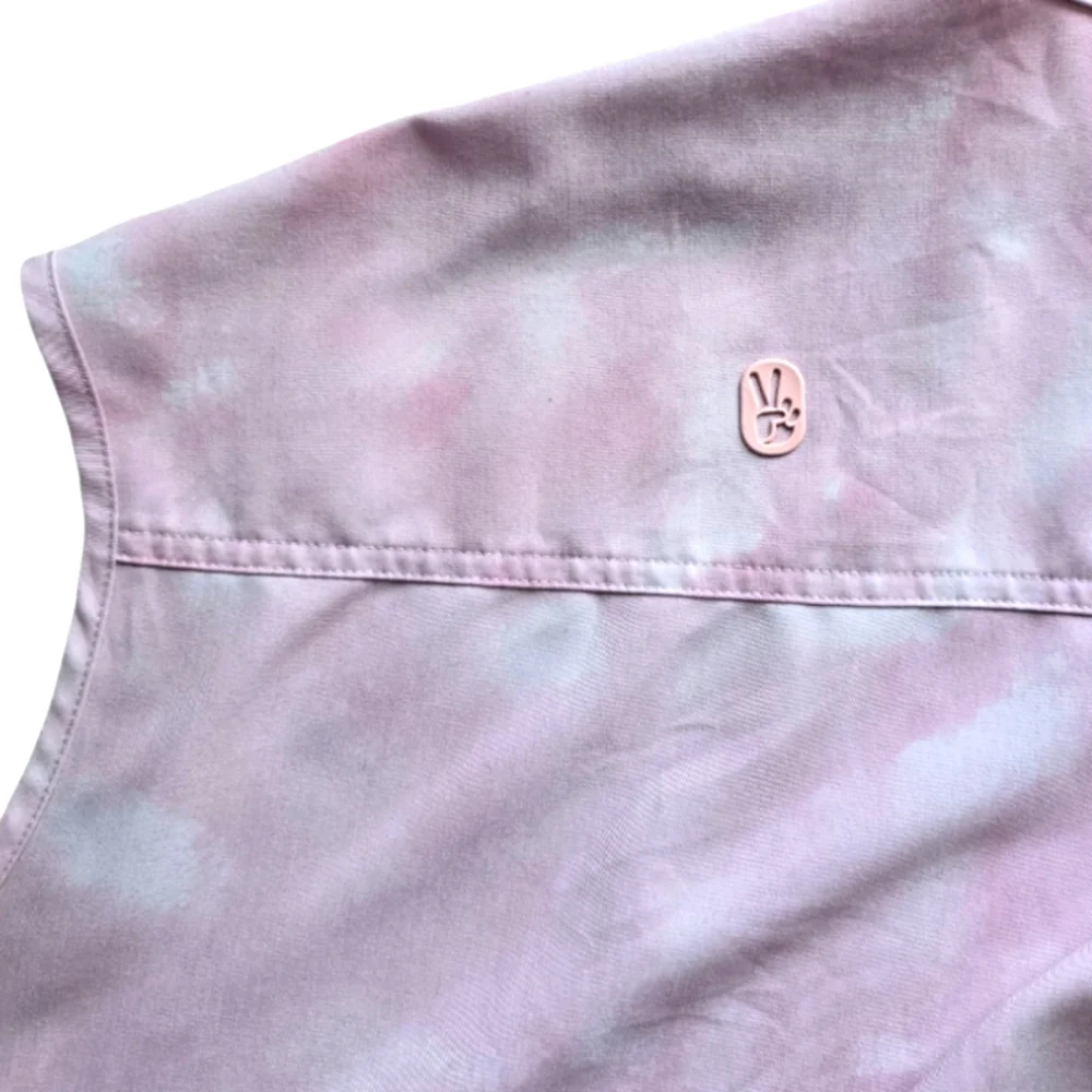 Figs Rafaela Oversized Scrub Top - Marbled Rose Size 4X tie dye pink - Picture 8 of 10